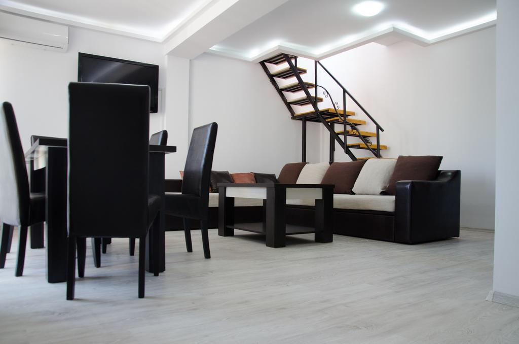 Stefy & Marie Apartment Констанца Екстериор снимка