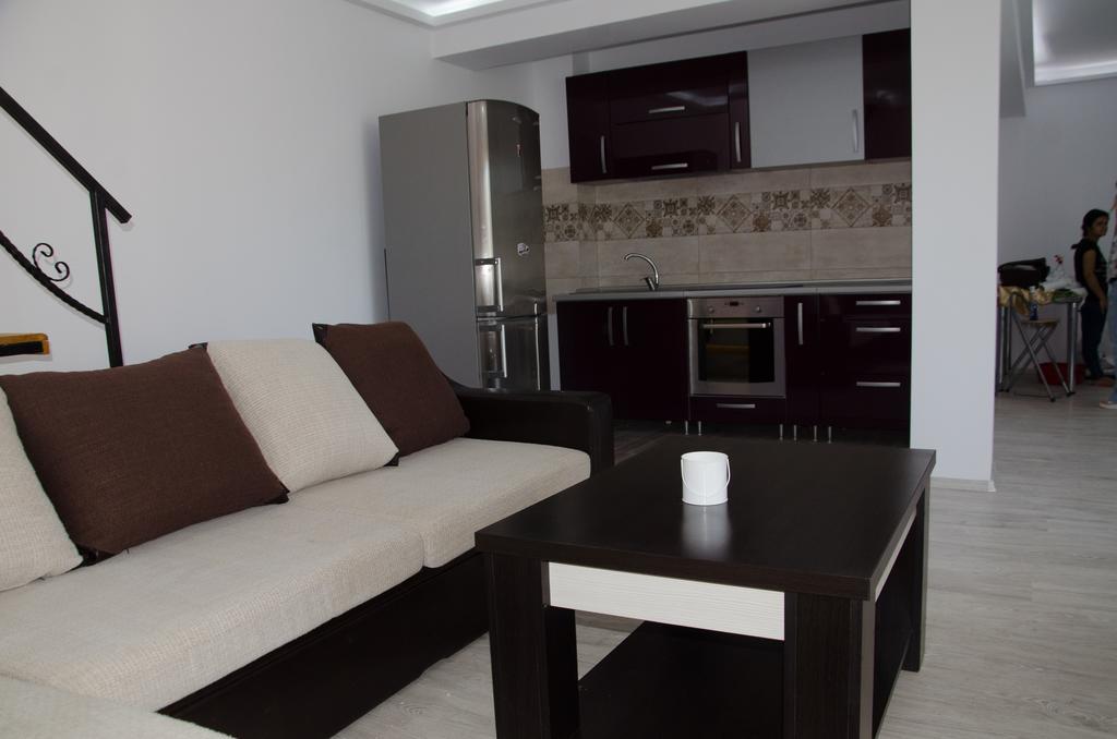 Stefy & Marie Apartment Констанца Екстериор снимка