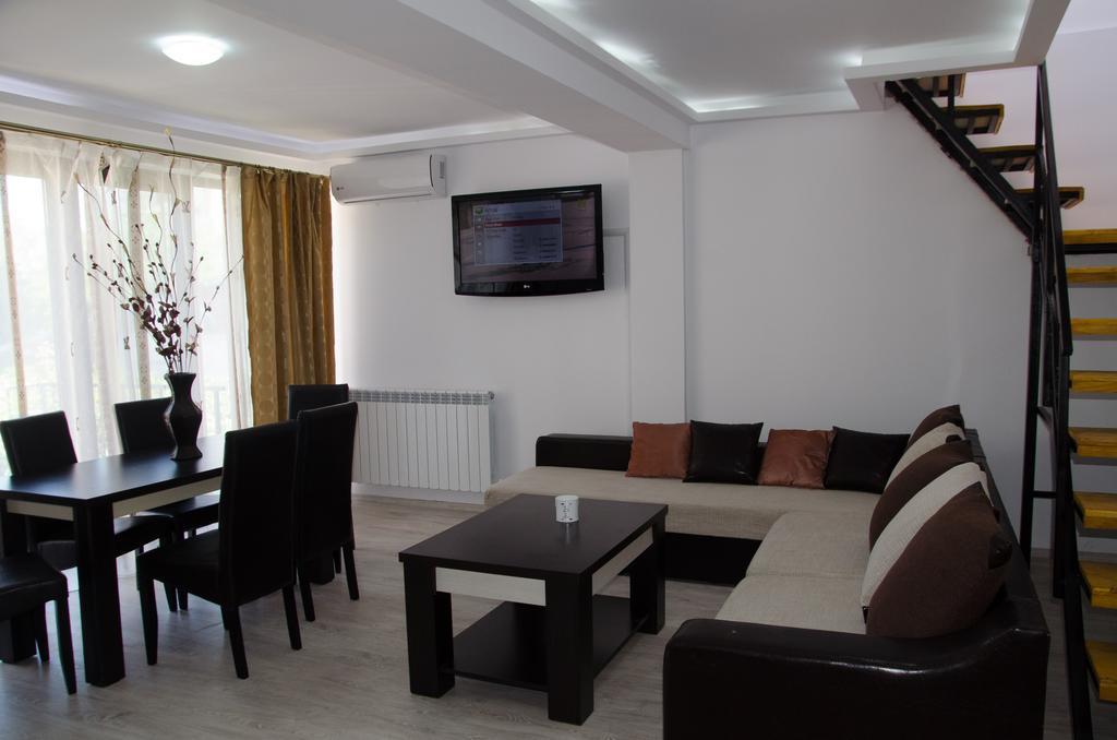 Stefy & Marie Apartment Констанца Екстериор снимка