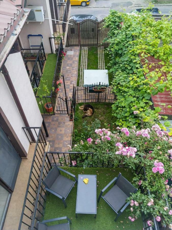 Stefy & Marie Apartment Констанца Екстериор снимка