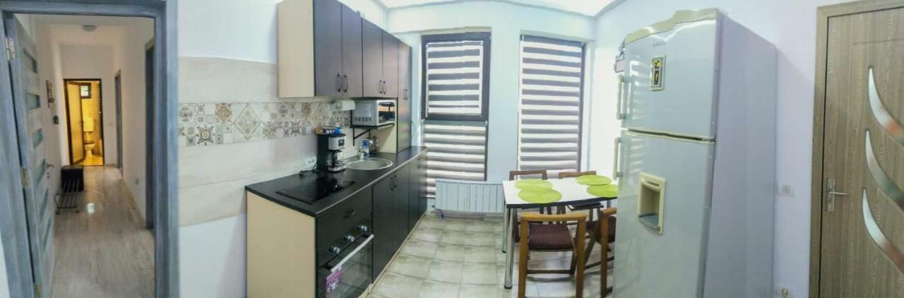 Stefy & Marie Apartment Констанца Екстериор снимка